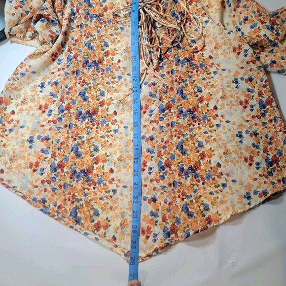 Hippie Laundry Top Women’s Size M Tie Neck Floral Boho Festival Flowy - Picture 9 of 9